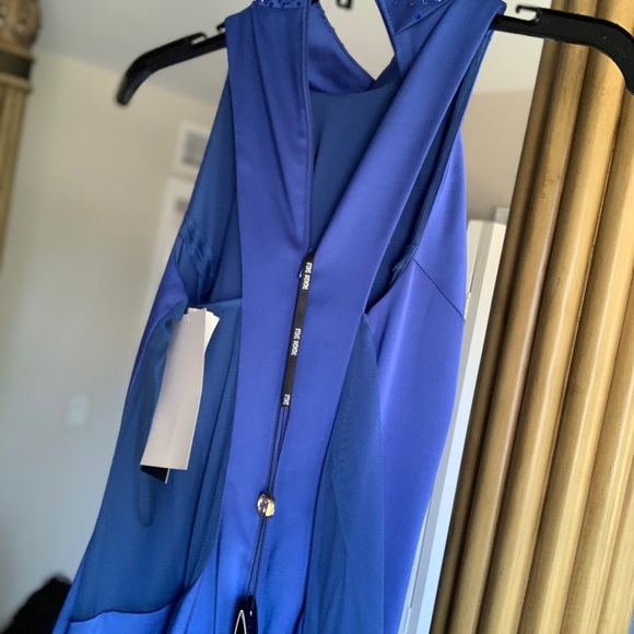 Blue dress - Picture 4 of 8